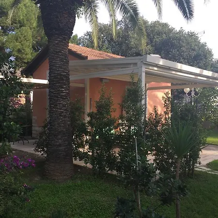Casa Mq24 招待所 比谢列